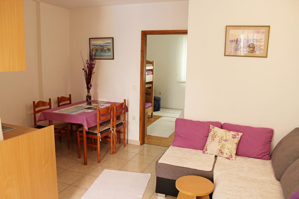 Apartments Petric Makarska Exterior foto